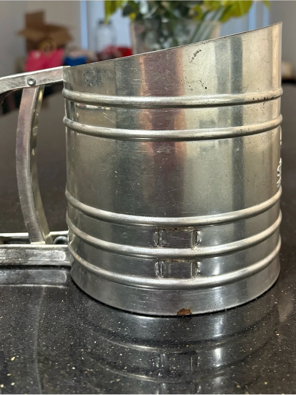 Triple Screen Metal Flour Sifter – Silver